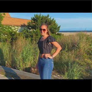 Meet your Posher, Sidney